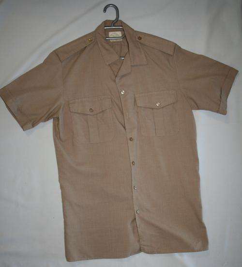 SADF -- STEP OUT- OFFICE WEAR -- SHIRT -- SIZE: MEDIUM