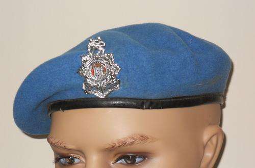 SADF -- EARLY ASC ADK BERET WITH BADGE -- 1960's