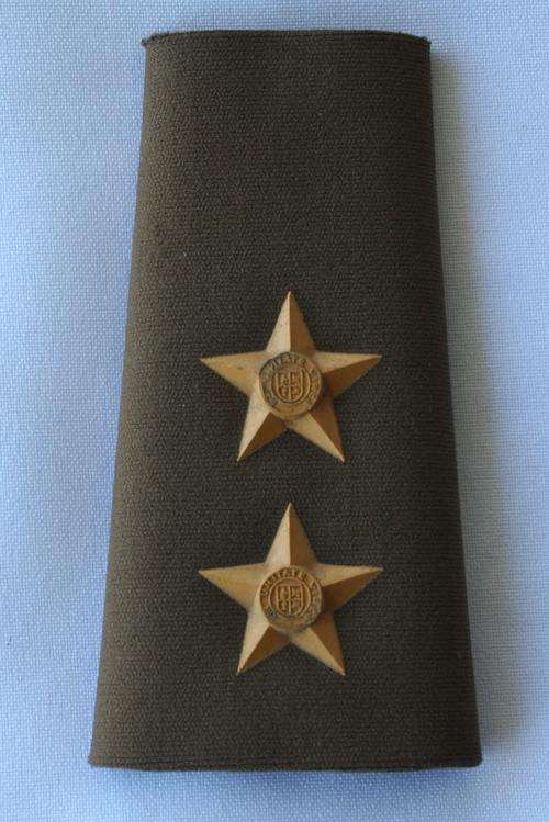 SADF -- 1 X  LIEUTENANT, NUTRIA RUBBER RANK EPAULETTE-- BUSH WAR ERA
