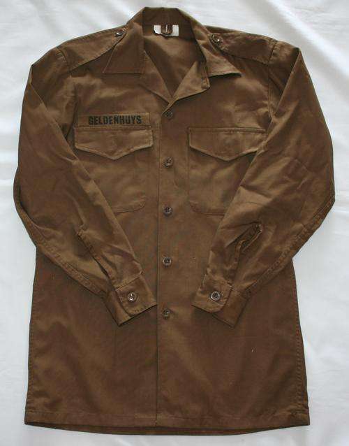 SADF NUTRIA BROWN SHIRT-- SIZE : MEDIUM -- AS USED IN BUSH WAR
