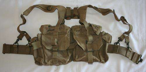SADF -- PATTERN 73 KIDNEY POUCHES AND YOKE - WEBBING -- BUSH WAR ERA
