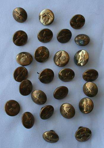 SAAF -- SA AIRFORCE -- 26 SMALL BRASS TUNIC BUTTONS -- 1940's , 50's