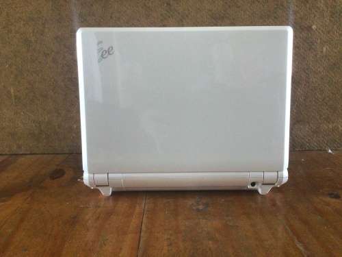 8.9` ASUS Eee 900ha Notebook Intel Atom 1.6GHz 1GB RAM 160GB