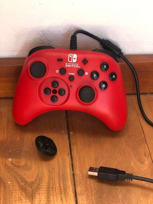 HORI Officially Licensed - Wired  - Red (Nintendo Switch)