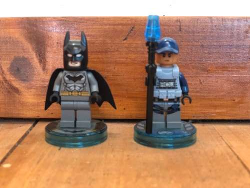 2x Lego Dimensions Figures and 2x Toypads Untested