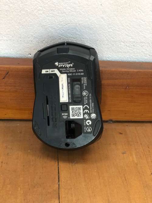 Roccat Pyramid Wireless Mouse