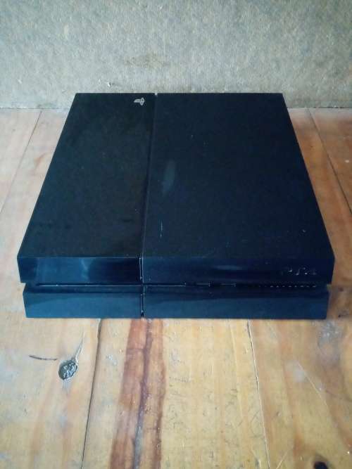 PS4 - for spare parts/repair [Cables and universal power adapter included] please read description