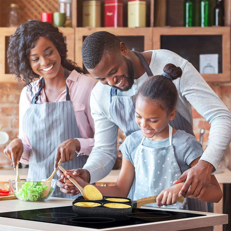 Multifunctional Four-Hole Pan Suitable For Pancakes Burgers Eggs Pancakes