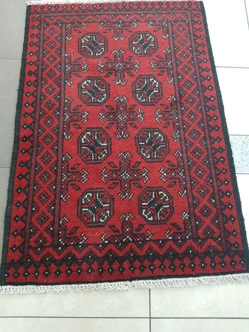 RED AFGHAN PERSIAN CARPET  SIZE 115 X 75 CM