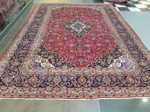 STUNNING USED FINE KASHAN CARPET 415 x 302 CM