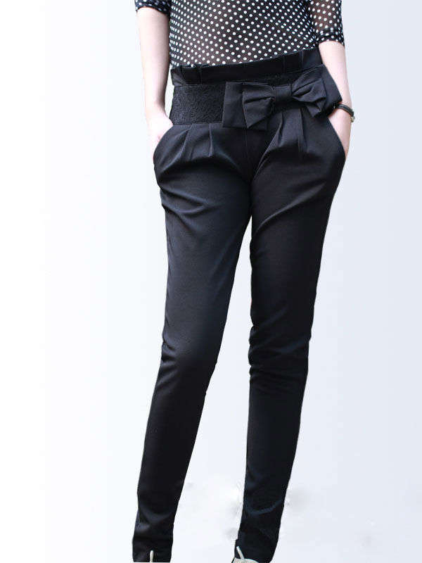 BRAND NEW black high waisted pants with bow detail, size M
