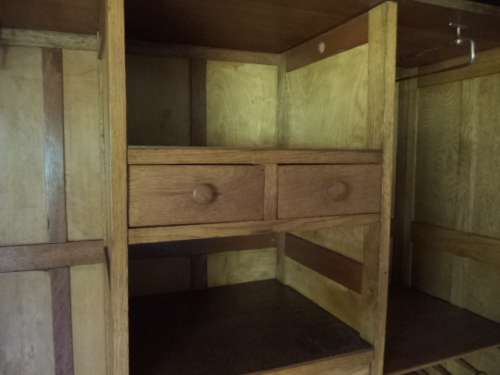 BEAUTIUL OAK WARDROPE / CUPBOARD