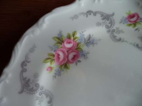 4 Beautiful Royal Albert Cake Plates - Tranquillity