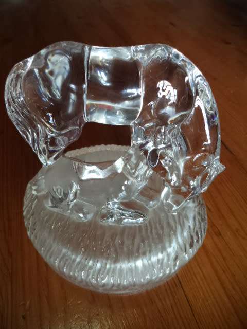 Beautiful Glass Crystal Mother and Foal on a frosted base Figurine