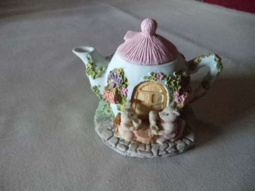 Little Teapot with mice