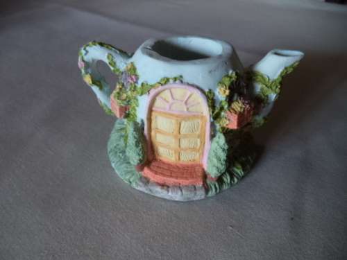 Little Teapot with mice