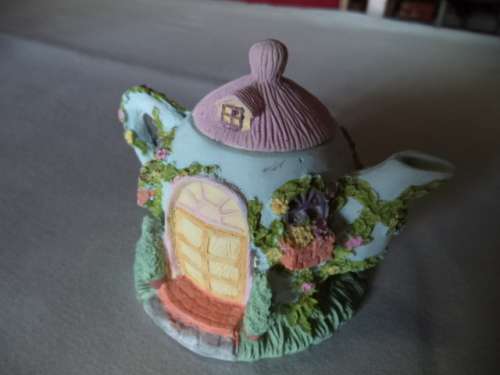 Little Teapot with mice