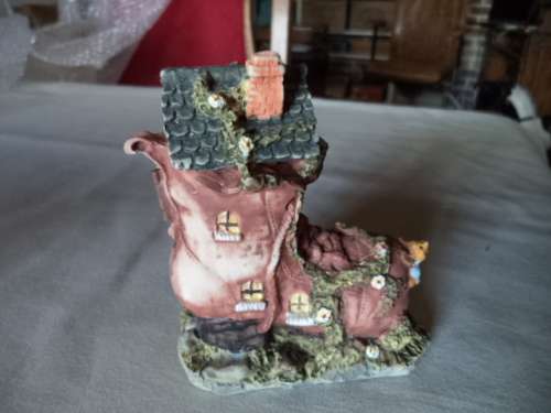 Little Boot with a family of mice