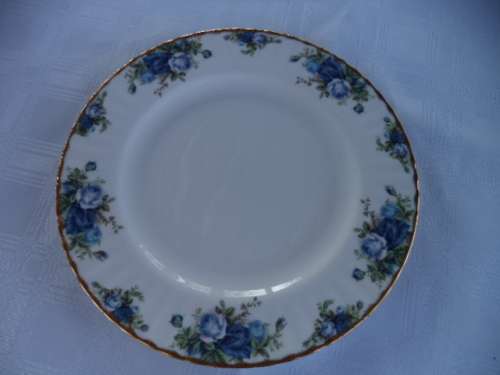 Royal Albert - Moonlight Rose - Dinner Plate