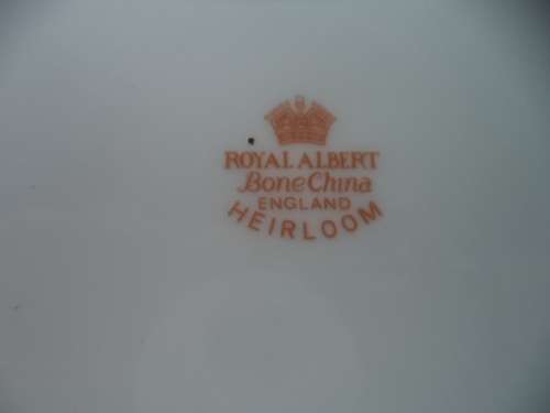 ROYAL ALBERT - HEIRLOOM - SERVING PLATER