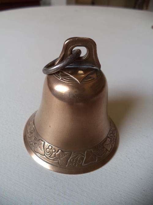 STUNNING COPPER BELL
