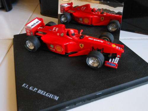PROSLOT -- FERRARI F1--USED BUT LIKE NEW