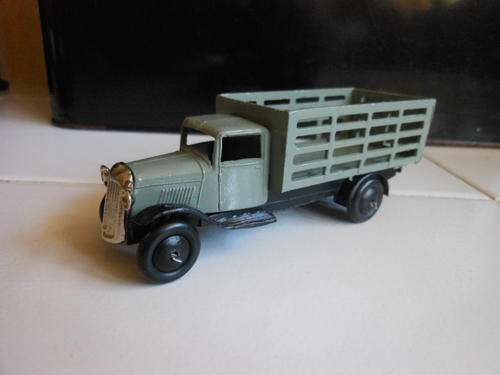 DINKY VINTAGE TRUCK!!!!