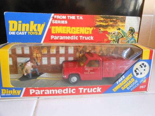 DINKY ---SET 267- EMERGENCY PARAMEDIC TRUCK---- MINT IN BOX