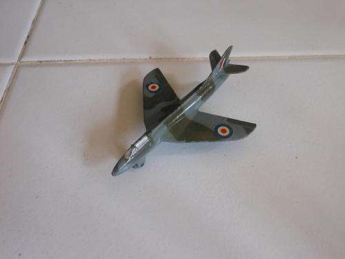 DINKY PLANE --736 HAWKER HUNTER--EXCELLENT CON!!!