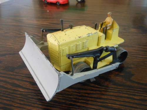 Dinky BULLDOZER