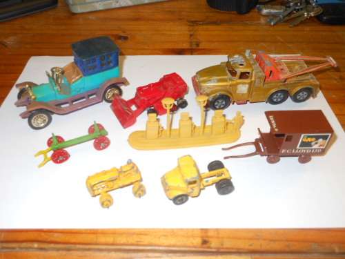 MATCHBOX  AND OTHER LOT FOR RESTORATION.