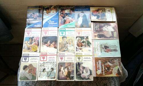 VINTAGE MILLS & BOON BOOK COLLECTION