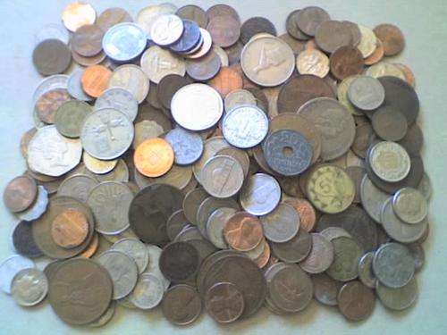 #200 x world coins @ 50c each start#