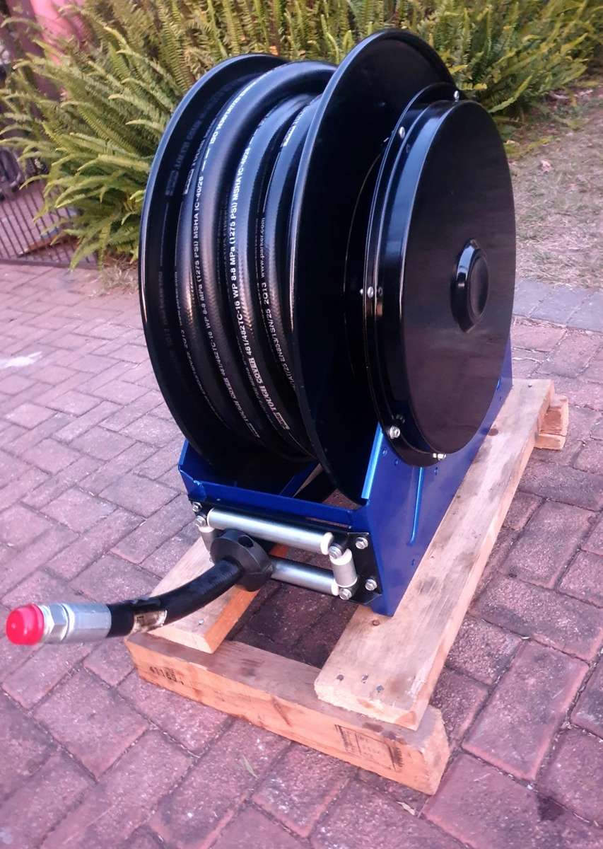 Graco HD Series Pneumatic/ Fuel/Water Spring-Driven (Hose And Reel)