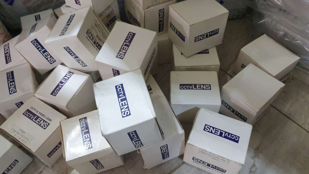 CCTV Camera, IR 3.5-8mm, F1.4  (BID PER EACH PIECE)!!!