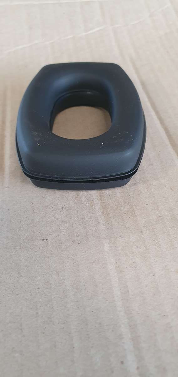 Howard Leigh Replacement Ear Cushions & Foam Ear Cups (BID PER PIECE)!!!