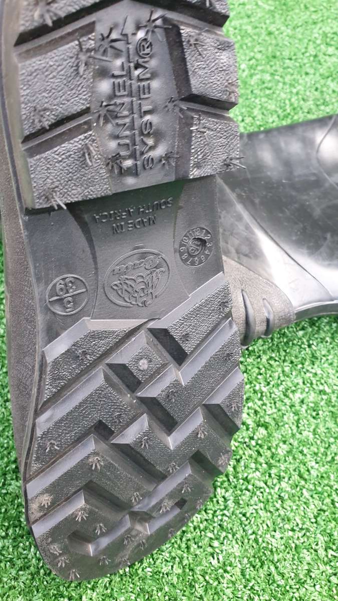 UNUSED Safety BATA Gum Boots With Matching Pair Of Socks (BID PER LOT of 10x PAIRS)