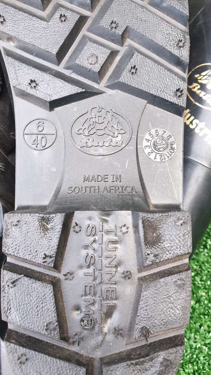 UNUSED Safety BATA Gum Boots With Matching Pair Of Socks (BID PER LOT of 10x PAIRS)