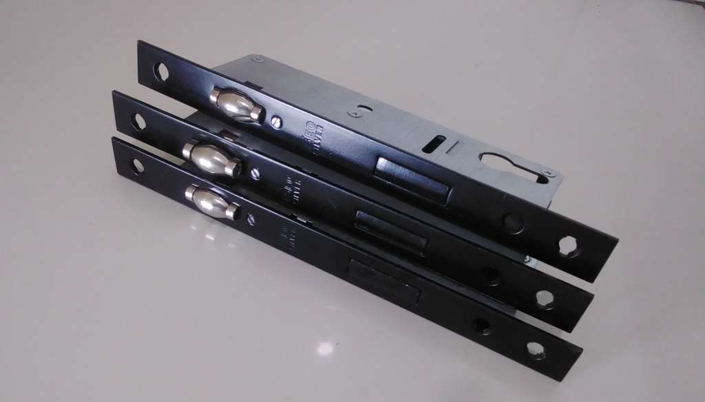 EBLOY Roller Narrow Lock (BID PER LOCK)!!!