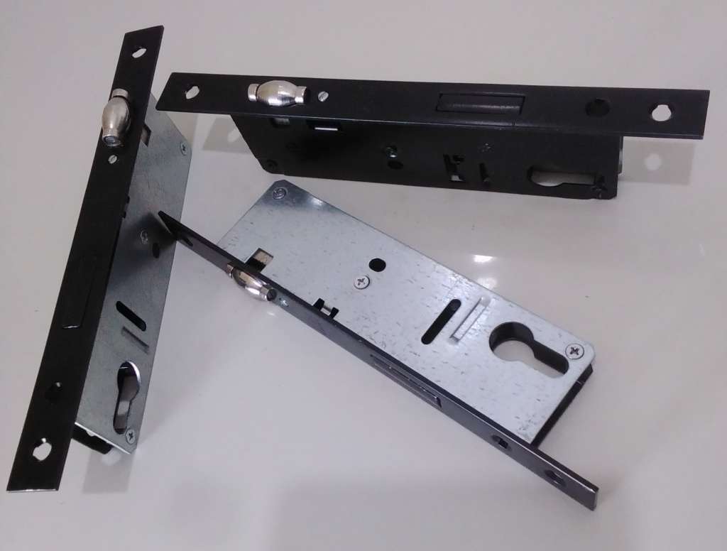 EBLOY Roller Narrow Lock (BID PER LOCK)!!!