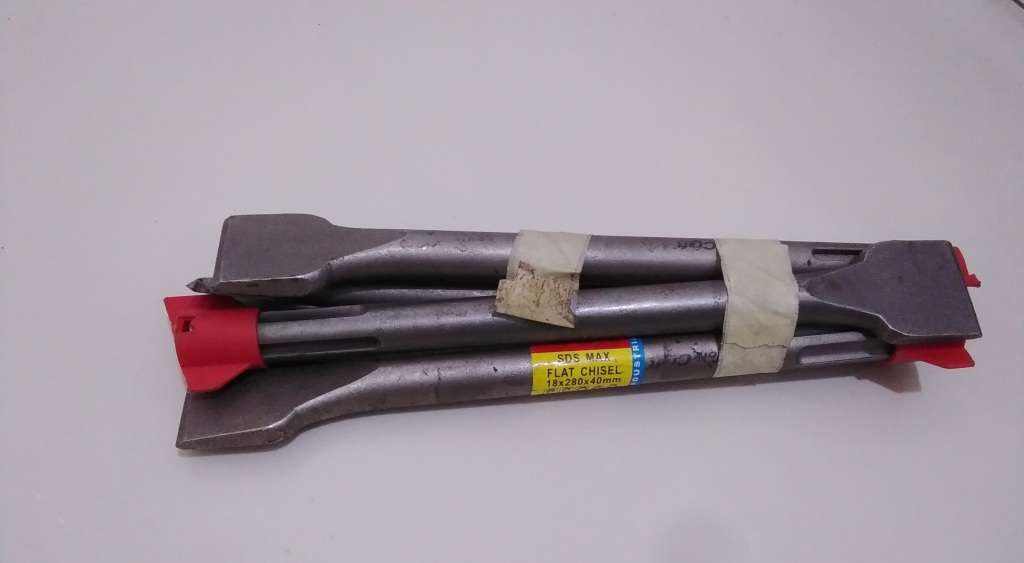 Tork Craft SDS Flat Chisels 18x280x40mm (BID PER PIECE)