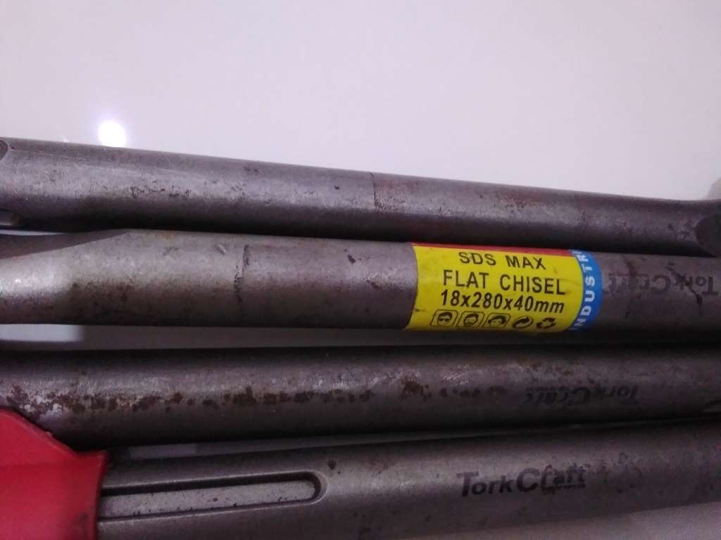 Tork Craft SDS Flat Chisels 18x280x40mm (BID PER PIECE)