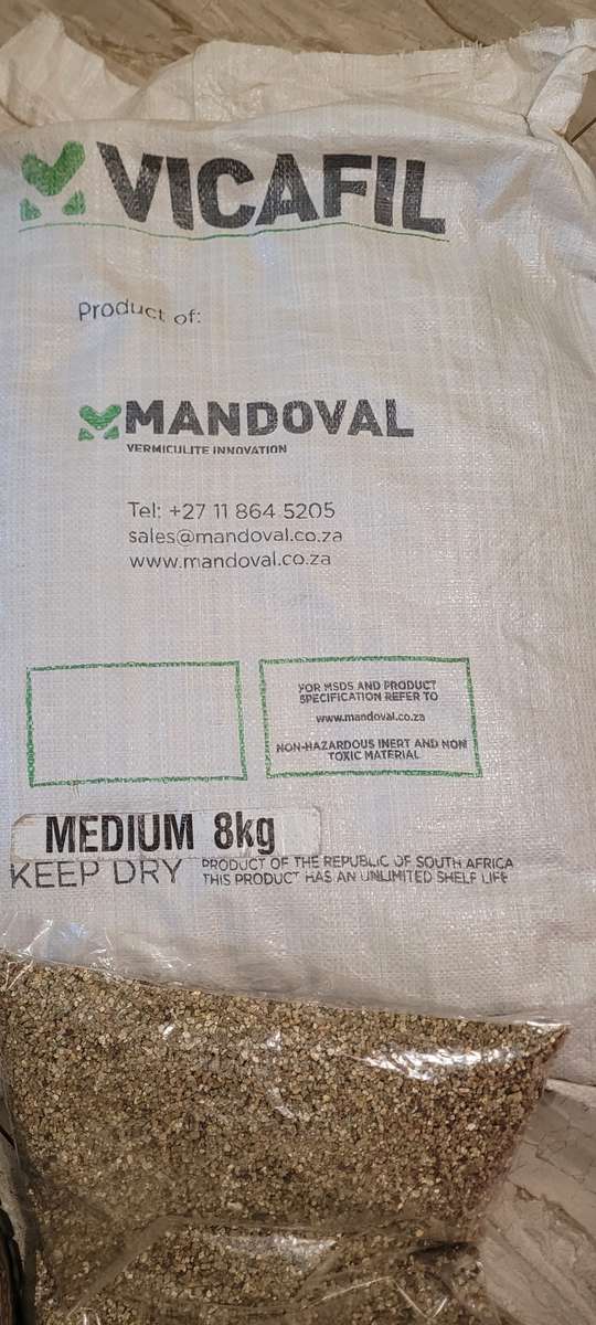 8Kg Bag Vicafil Magic Earth Vermiculite-Conditions The Soil For Plants/Verge  (BID PER BAG)!!!