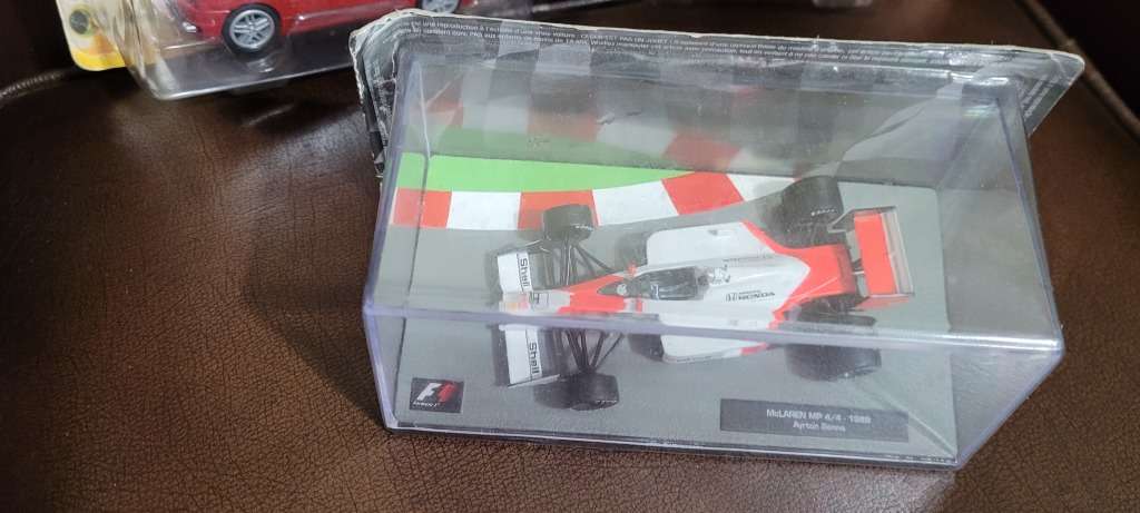 (One Lot) UNUSED 1:38 & Honda Mc Laren MP 4/4 1988 Vintage Scale Model Collectable Cars