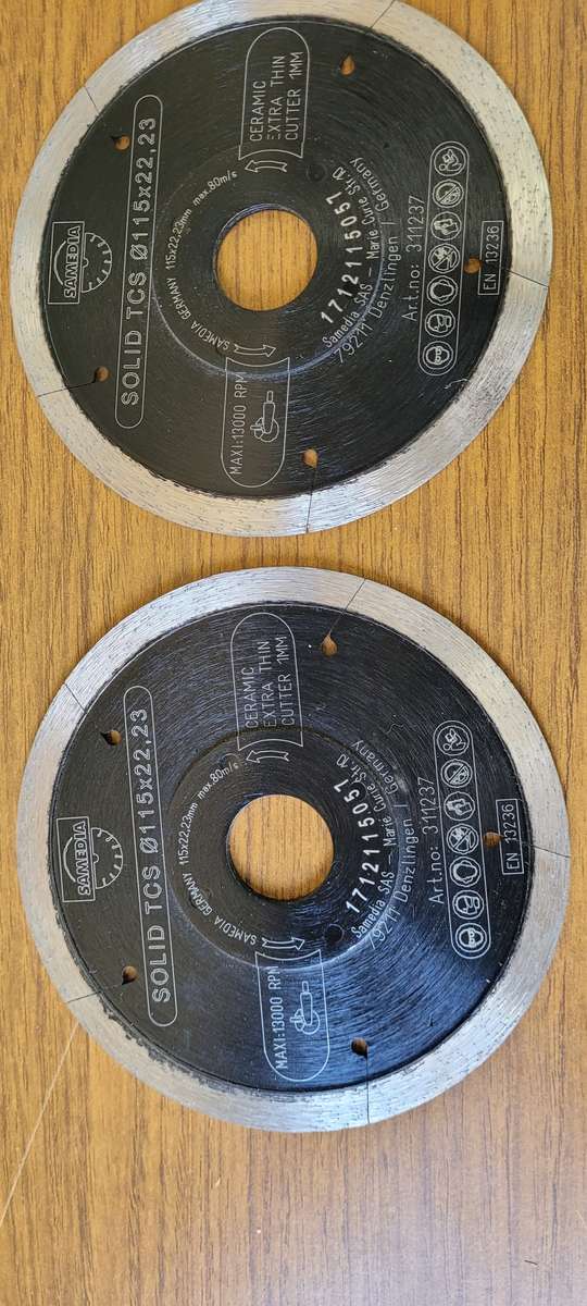 SAMEDIA Ceramic Tile Cutter. Solid TCS 115 x 22 x 23  (BID Per Piece)