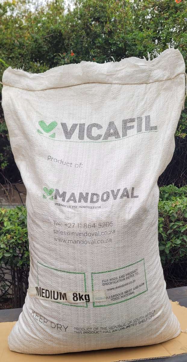 8Kg Bag Vicafil Magic Earth Vermiculite-Conditions The Soil For Plants/Verge  (BID PER BAG)!!!