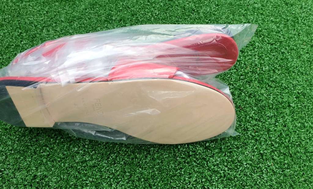 High-End Soft-Leather FENDI Italian Luxury Ladies Slip Sandals. Size SA 3 / (35 (UK) (NO BOX)