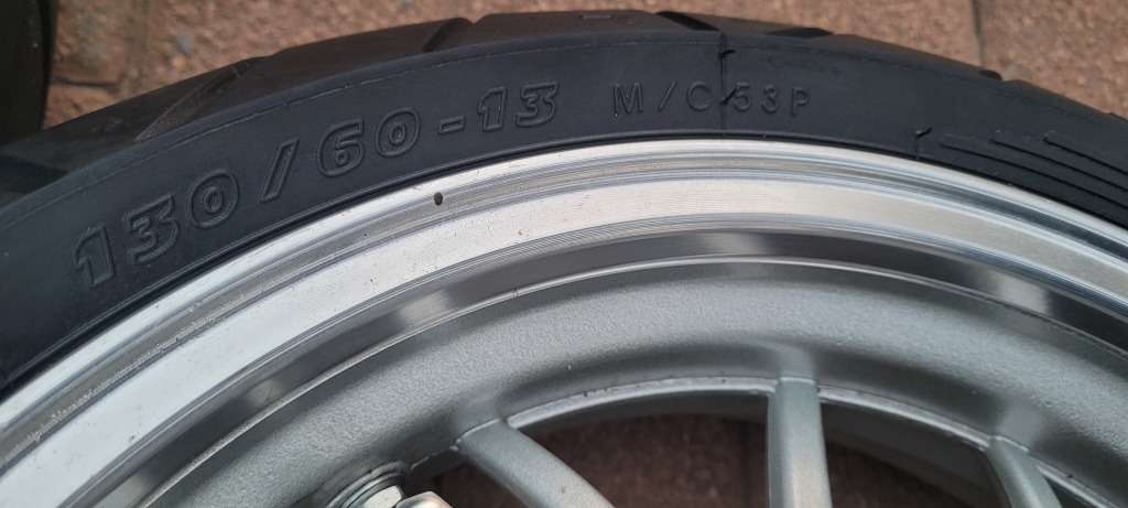 ALMOST NEW - 2x MICHELIN Pilot Sport Super Bike Rim, Tyre & Brake Disc 13/60-13  (Bid Per Lot)