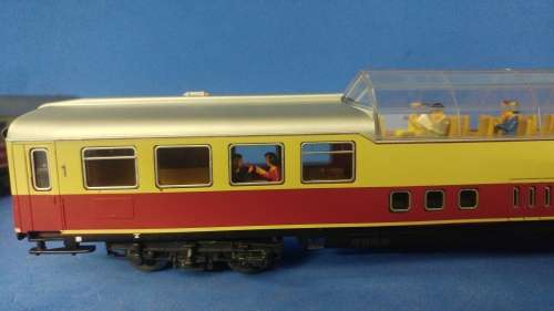 Marklin DB Passanger coaches X4