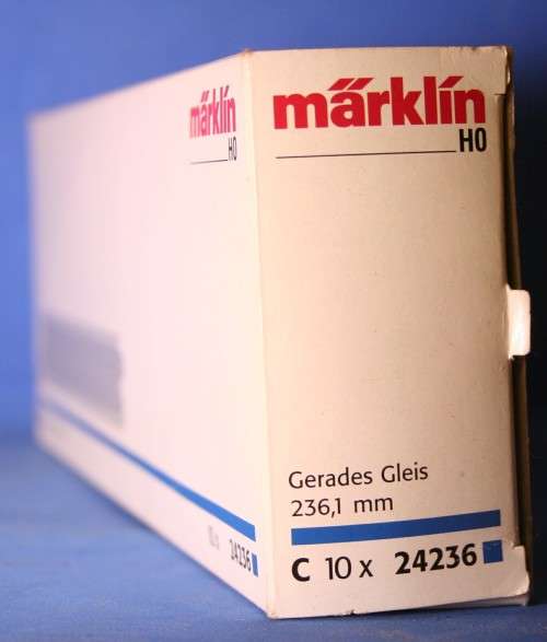 Marklin 24236 236.1mm straight tracks boxed